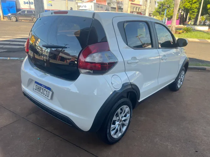 Fiat Mobi Like 1.0 Fire Flex 5P. 2023