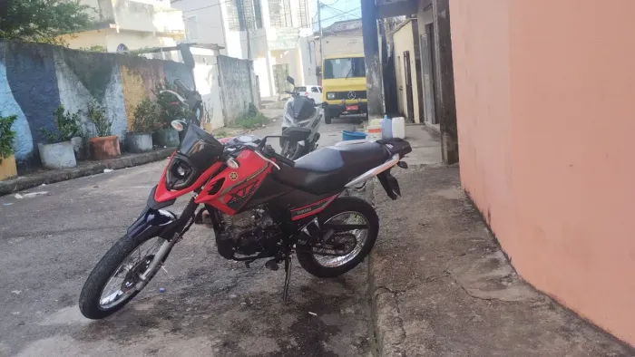 Vendo moto XTZ crosser