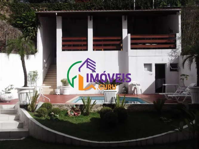CASA ASSOBRADADA - MORUMBI - SP