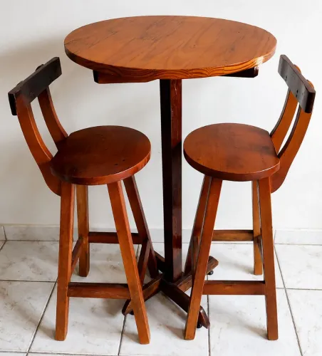 Vendo Conjunto Mesa de Bistro e Duas Banquetas