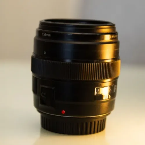 Lente Yongnuo 100mm f/2 Canon | Retrato e Vídeo | Excelente Estado