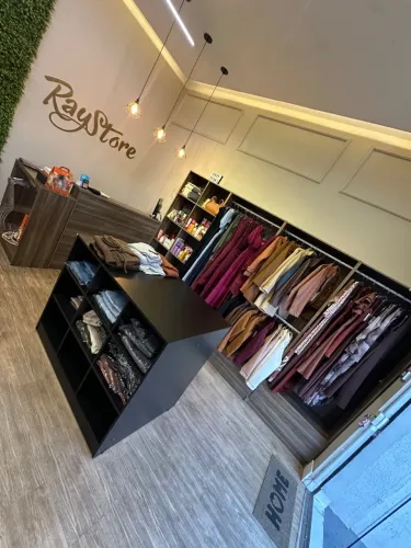 Móveis para loja de roupas completa 