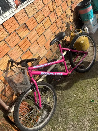 Vende-se bicicleta Rosa