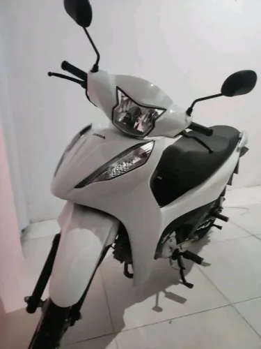 Vende-se uma biz ES