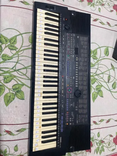 Teclado yamaha com pedal funcionando perfeitamente!