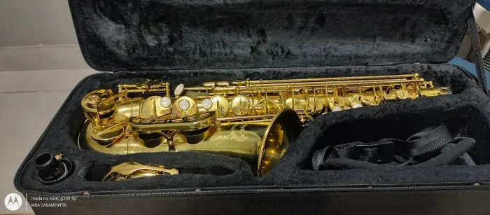 VENDE SE SAX ALTO CONDOR