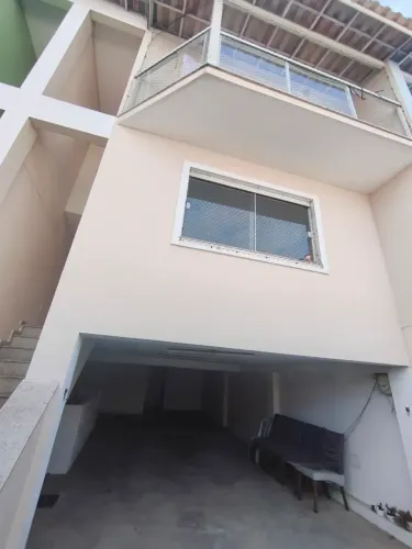 Casa com 2 quartos sendo 1 suíte + DepEmpreg. 3 Vagas Garagem em Costa do Sol - Macaé - RJ