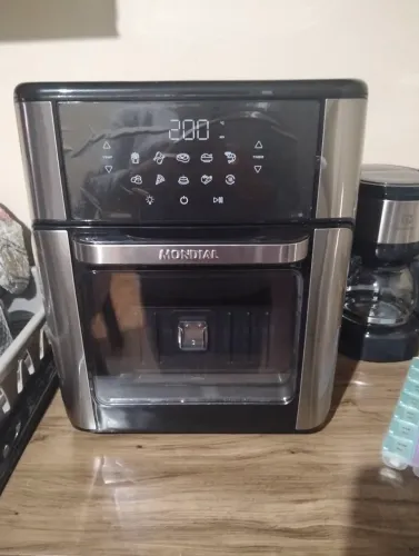 Air fryer 