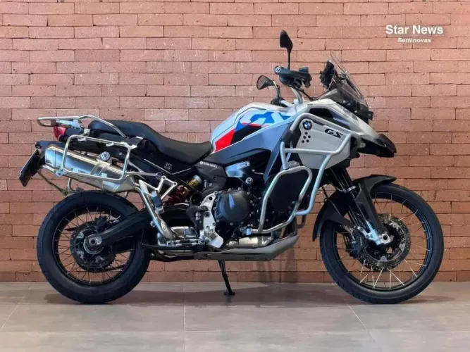 BMW F 900 GS ADV PLUS 2025