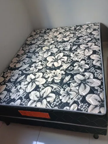 Cama box casal