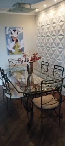 Jogo de Mesa de Jantar em Ferro Trabalhado + 6 Cadeiras (Tampo Vidro Bisotê)