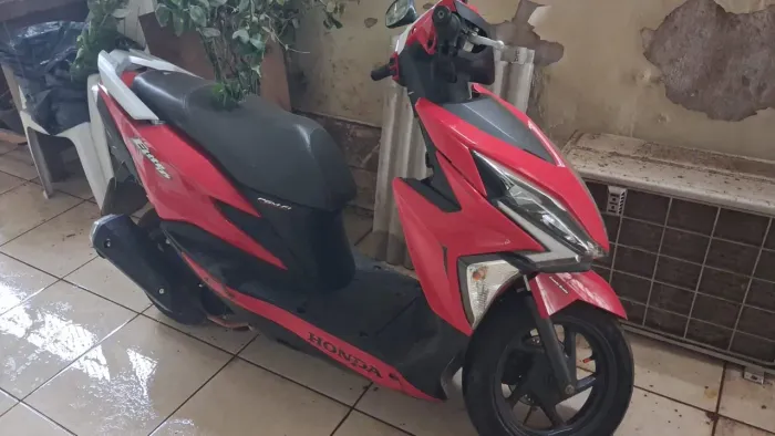 ? Honda Elite 125 2021 - R$ 8.000 | Com Pendência Documental