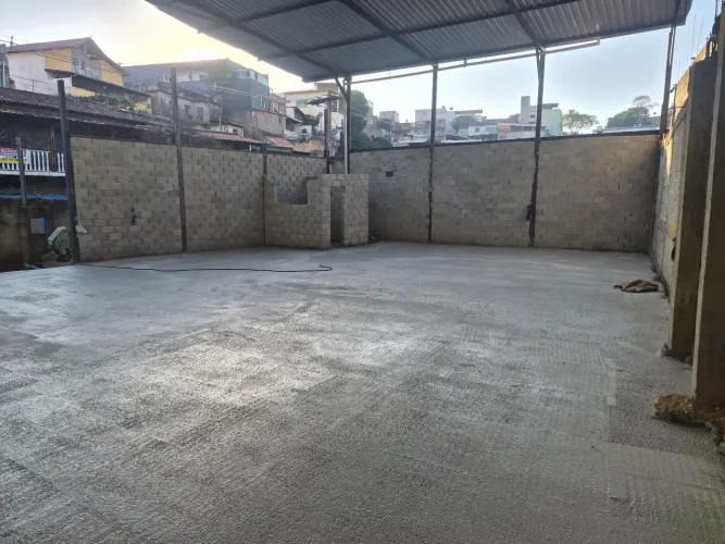 Alugo galpão 300m2