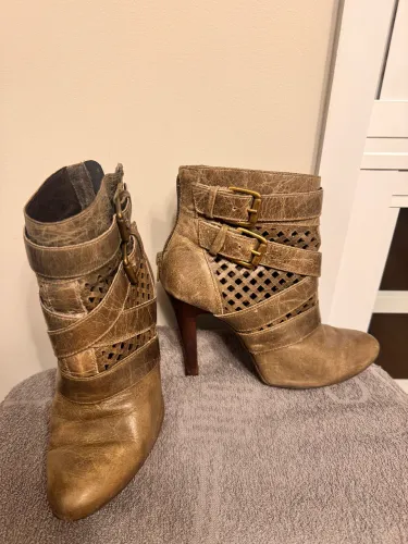 Bota verde Tam. 35 marca Oxigene