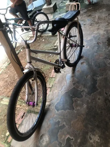 Vendo bicicleta montada