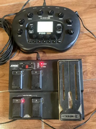 LINE6 POD Ｘ3 Line6 FBV Shortboard Pedaleira Line 6 Fbv Mkii Shortboard Controlador Pé Usado