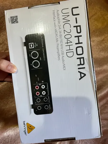 Interface de Áudio U-phoria 