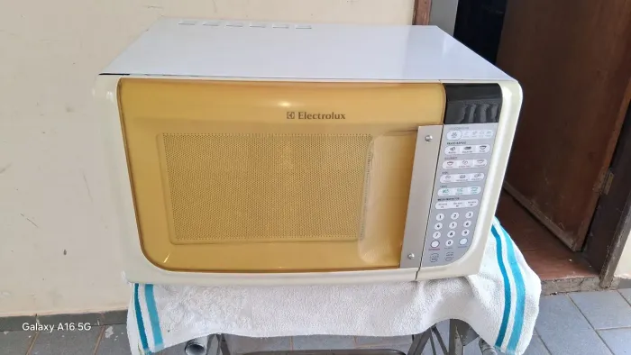 Micro-ondas eletrolux 30ltrs 