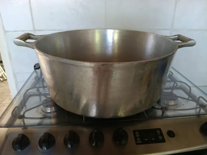 Panela de ferro batido n. 5 e 6