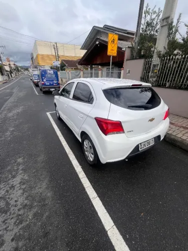 Chevrolet Onix Hatch LT 1.0 8V Flex Mec. 4P 2019