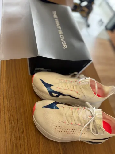 Mizuno neo vista 2