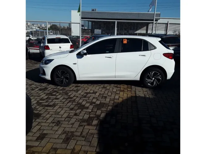 Chevrolet Onix Hatch LT 1.0 12V Flex Mec. 4P 2024
