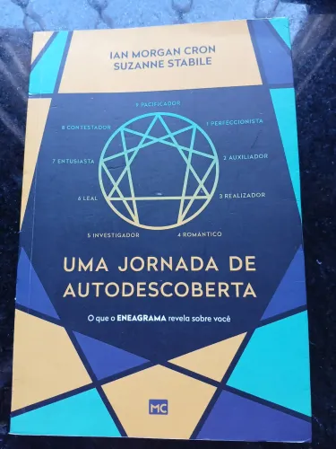 UMA JORNADA DE AUTODESCOBERTA