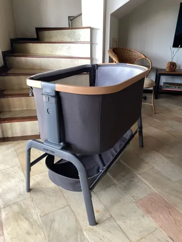 Berço Portátil Iora Air Co-sleeper Graphite Maxi Cosi Essential Graphite Cinza