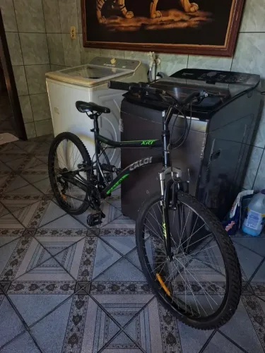 Bicicleta Caloi XRT Aro26 c/21 Marchas Preta/Verde