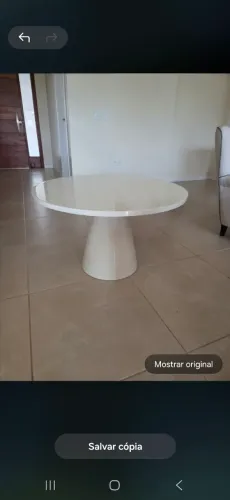 Mesa de apoio redonda