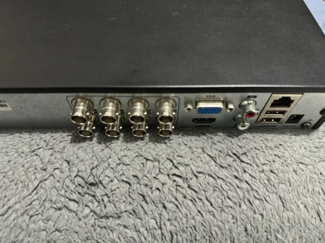 Dvr hikivision 8 canais