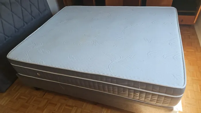 Chance Única Cama Box Queen com colchão Ortopedico Terapêutico 