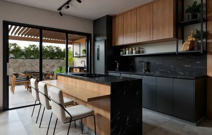 Casa com 2 dormitórios à venda, 82 m² por R$ 720.000,00 - Capuava - Valinhos/SP
