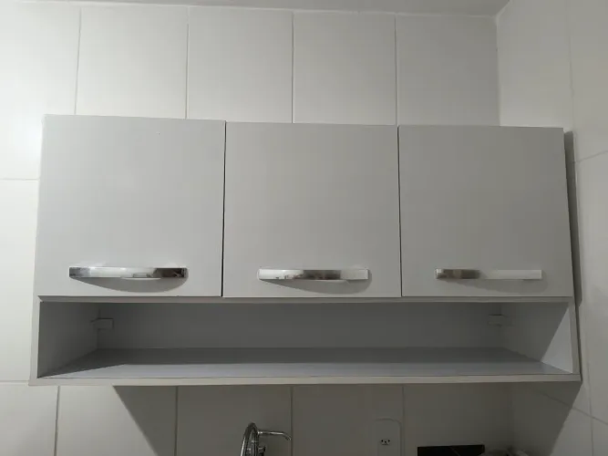 Armário suspenso cozinha
