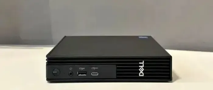 Dell pro micro i5 QCM1250 8 gigas de ram DDR5 SSD 512