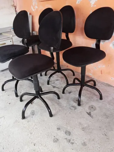 Cadeira costureira
