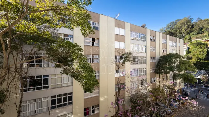 Apartamento em Centro - Nova Friburgo