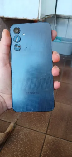 Celular Samsung galaxy a25 display quebrado