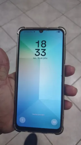 Celular Samsung A06 super novo