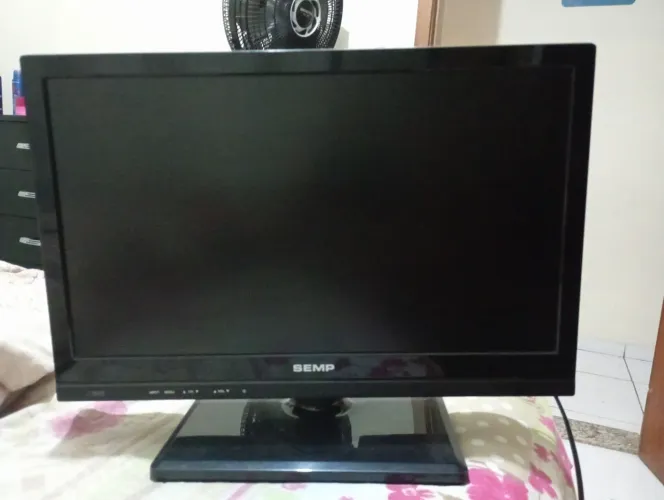 Vendo tv funcionando perfeitamente só estou vendendo pois não uso