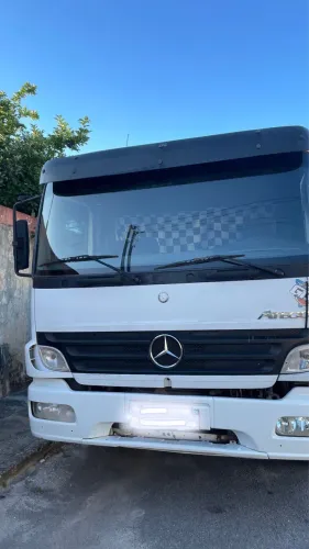 MERCEDES-BENZ 2425