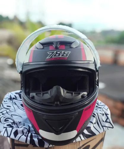 Capacete evolution G6 Tam 56 na cx 
