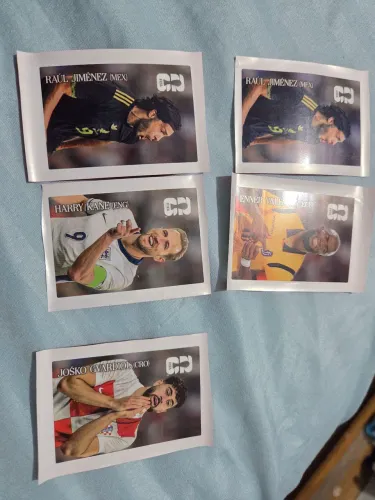 Troco figurinhas da coca copa 26