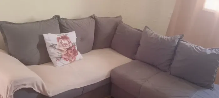 Vendo sofá de canto de 6 lugares