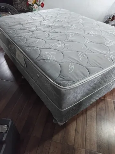 Cama Box Integrado de molas Simbal