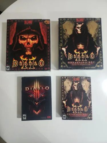 Coleção Diablo 2 e 3 Blizzard pc gamer raro big box 