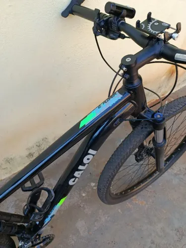 Bicicleta aro 29 mtb Caloi Explorer deore