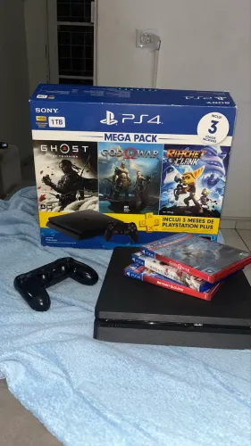 PS4 Slim 1TB + Controle + 3 Jogos + Caixa Original