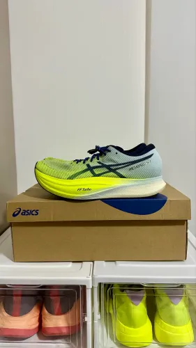 Asics Metaspeed SKY plus 