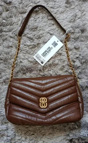 Bolsa Schutz marrom
